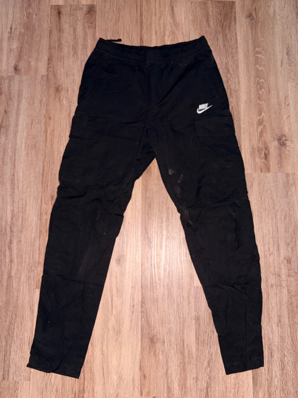 Nike Men’s Black Athletic Pants – Comfortable Everyday Cargo Joggers